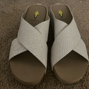 Comfortable sandals